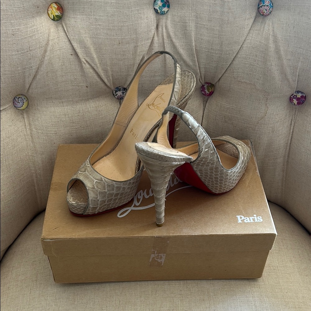Christian Louboutin Women's Beige Sling Back Peep-Toe Heels SZ 37.5